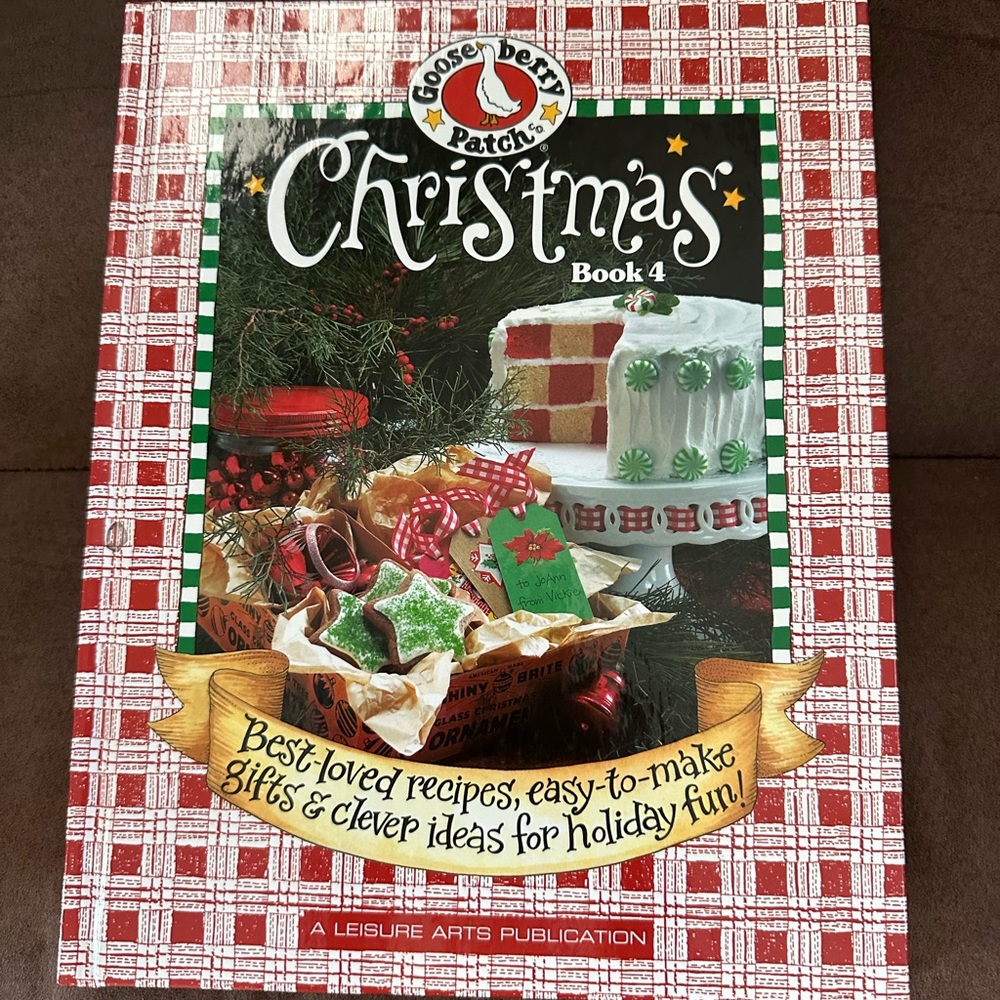 Gooseberry Patch Christmas Book 4